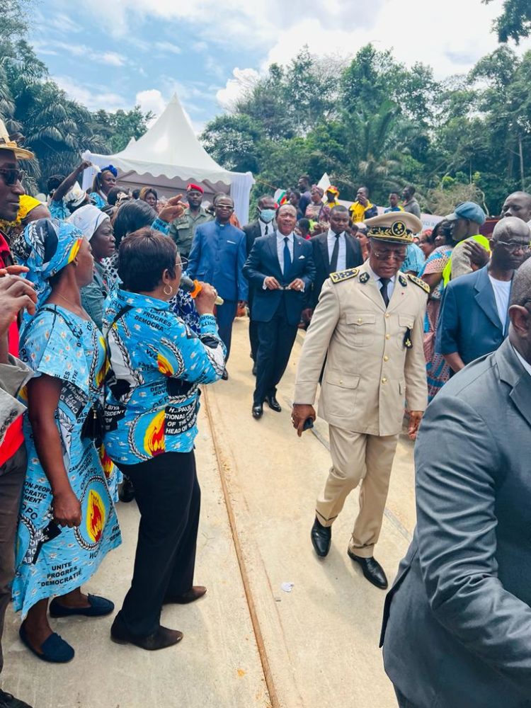 Nyong et Kellé : les populations remercient Paul Biya pour la ...