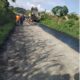 Régionale R0311 Melong-Mouanguel : les pluies perturbent l’exécution des travaux de bitumage en enduit superficiel de la route