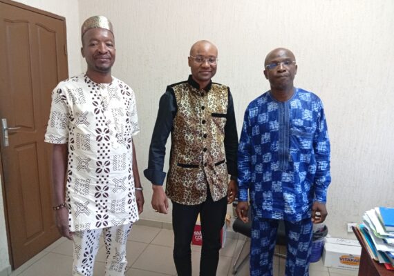 Visite de l’OCMH au Ministère de la Santé du Togo : les préparatifs des APMTAO au cœur des échanges